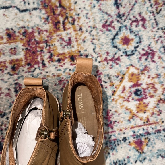 Tom booties - Picture 2 of 5